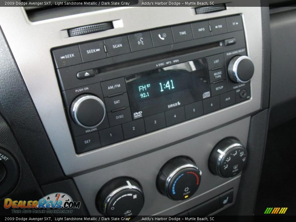 2009 Dodge Avenger SXT Light Sandstone Metallic / Dark Slate Gray Photo #24