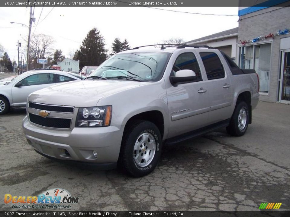 2007 Chevrolet Avalanche LT 4WD Silver Birch Metallic / Ebony Photo #3