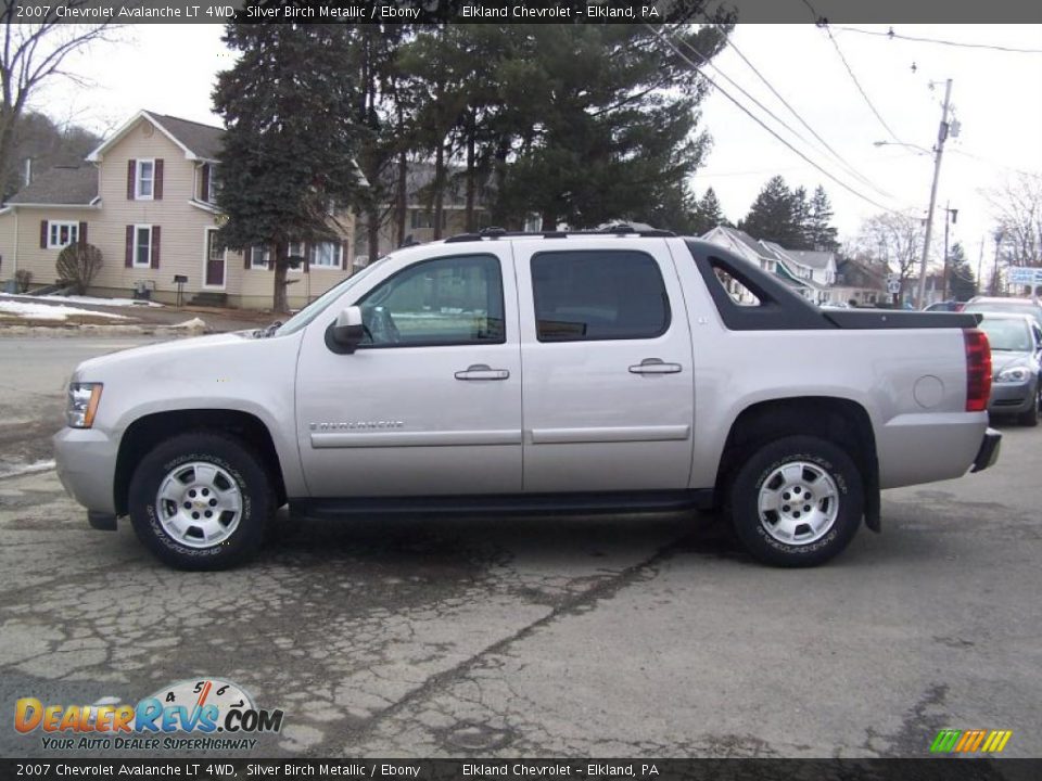 2007 Chevrolet Avalanche LT 4WD Silver Birch Metallic / Ebony Photo #5