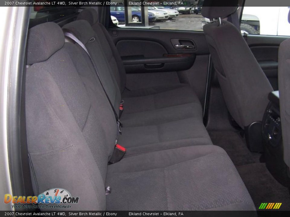 2007 Chevrolet Avalanche LT 4WD Silver Birch Metallic / Ebony Photo #19