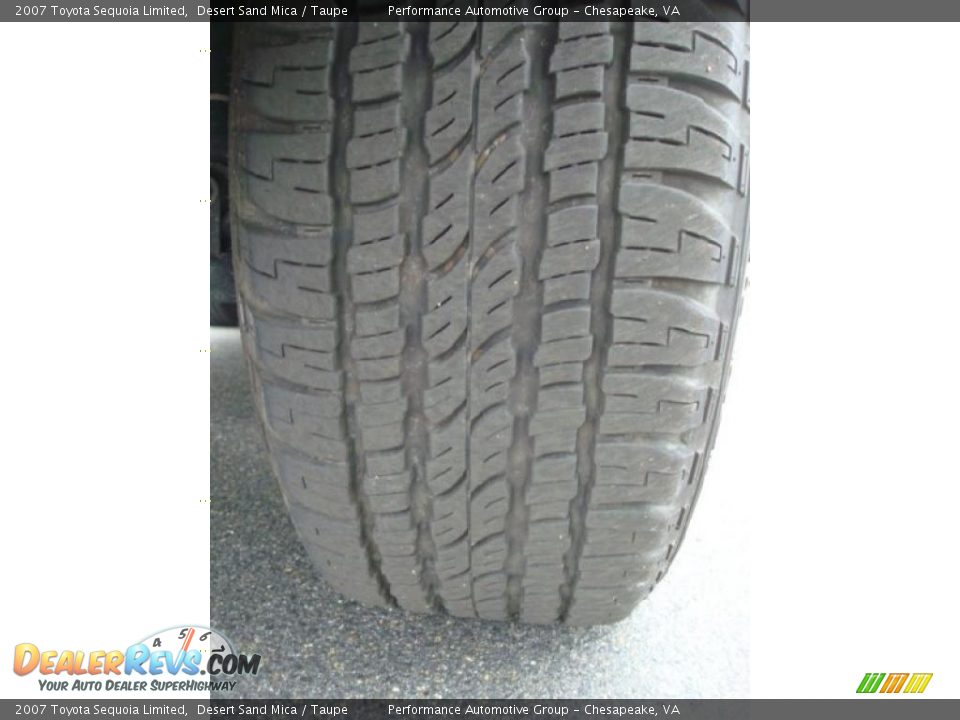 2007 Toyota Sequoia Limited Desert Sand Mica / Taupe Photo #31