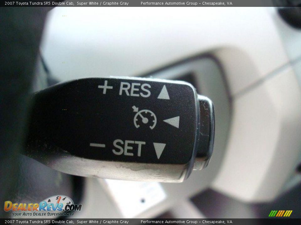 2007 Toyota Tundra SR5 Double Cab Super White / Graphite Gray Photo #25