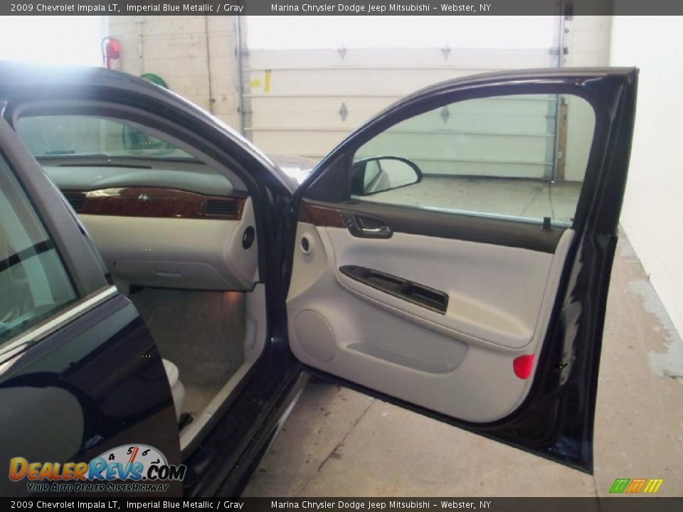 2009 Chevrolet Impala LT Imperial Blue Metallic / Gray Photo #18
