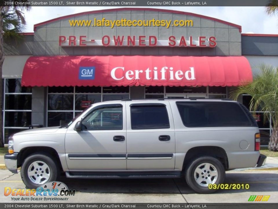 2004 Chevrolet Suburban 1500 LT Silver Birch Metallic / Gray/Dark Charcoal Photo #1