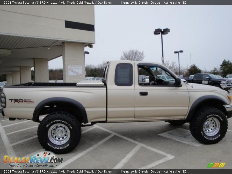 2001 Toyota Tacoma V6 TRD Xtracab 4x4 Mystic Gold Metallic / Oak Beige Photo #2