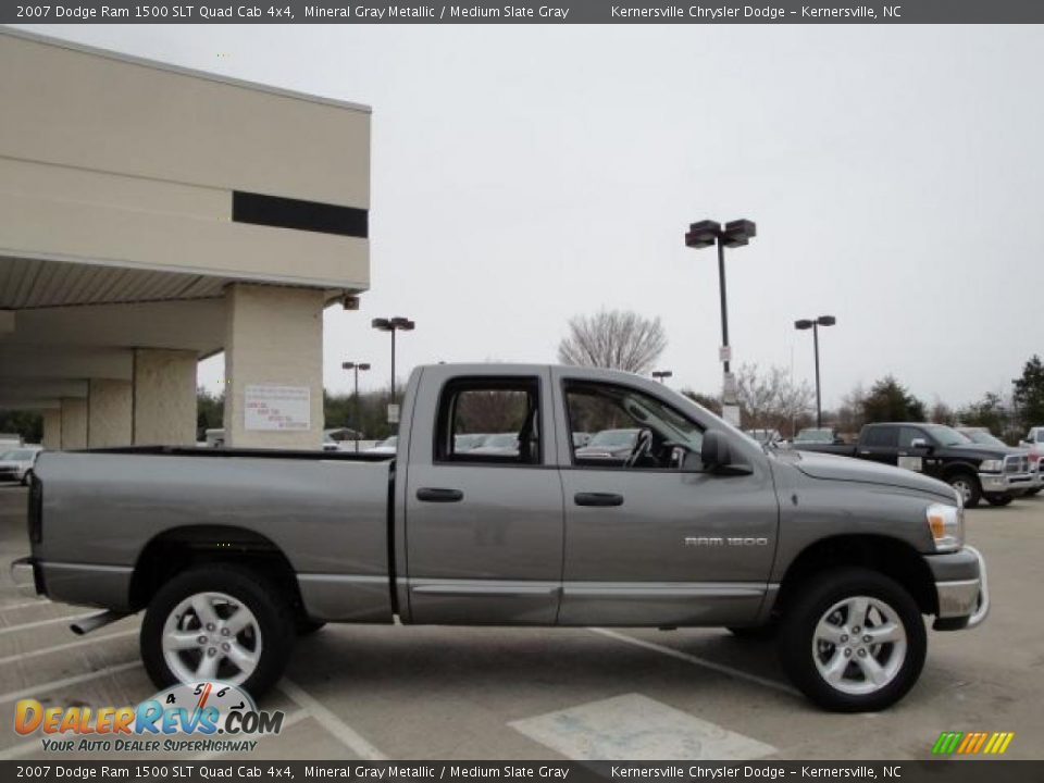 2007 Dodge Ram 1500 SLT Quad Cab 4x4 Mineral Gray Metallic / Medium Slate Gray Photo #2