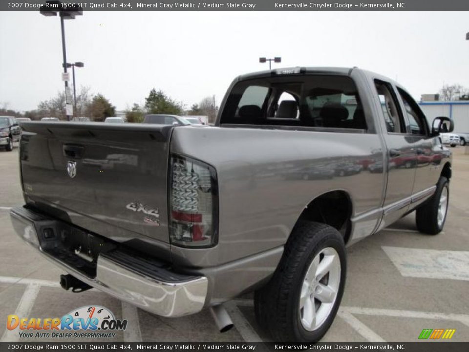 2007 Dodge Ram 1500 SLT Quad Cab 4x4 Mineral Gray Metallic / Medium Slate Gray Photo #3