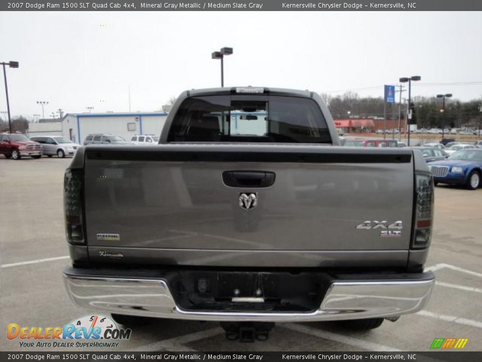 2007 Dodge Ram 1500 SLT Quad Cab 4x4 Mineral Gray Metallic / Medium Slate Gray Photo #4
