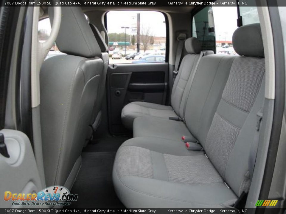 2007 Dodge Ram 1500 SLT Quad Cab 4x4 Mineral Gray Metallic / Medium Slate Gray Photo #17
