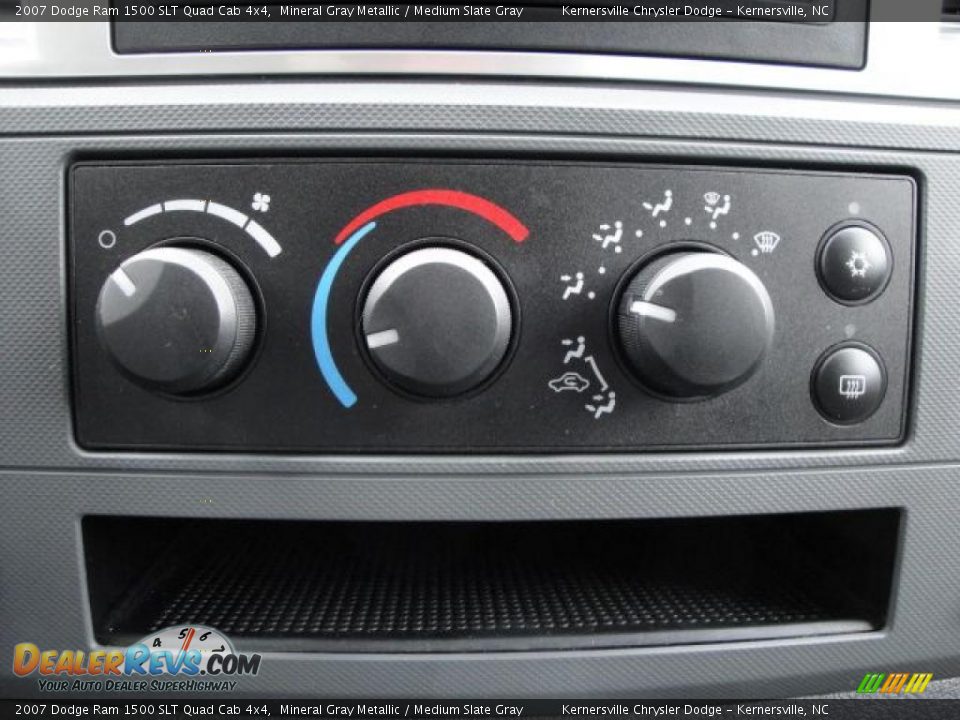 2007 Dodge Ram 1500 SLT Quad Cab 4x4 Mineral Gray Metallic / Medium Slate Gray Photo #26