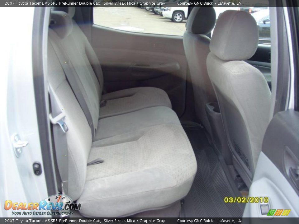 2007 Toyota Tacoma V6 SR5 PreRunner Double Cab Silver Streak Mica / Graphite Gray Photo #11