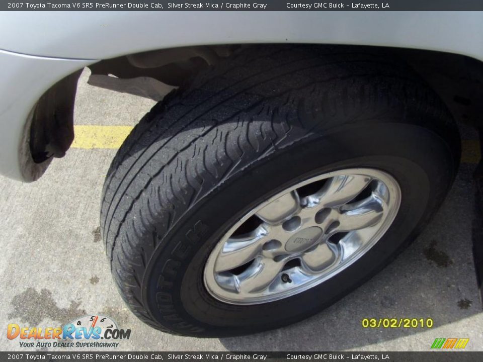 2007 Toyota Tacoma V6 SR5 PreRunner Double Cab Silver Streak Mica / Graphite Gray Photo #17