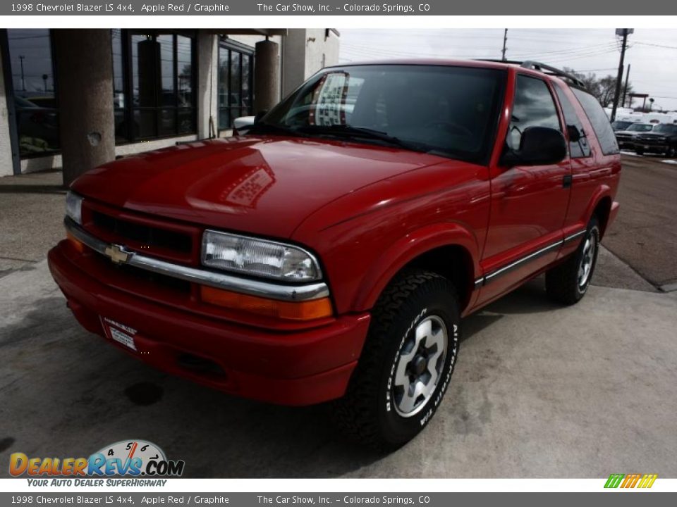 1998 Chevrolet Blazer LS 4x4 Apple Red / Graphite Photo #2