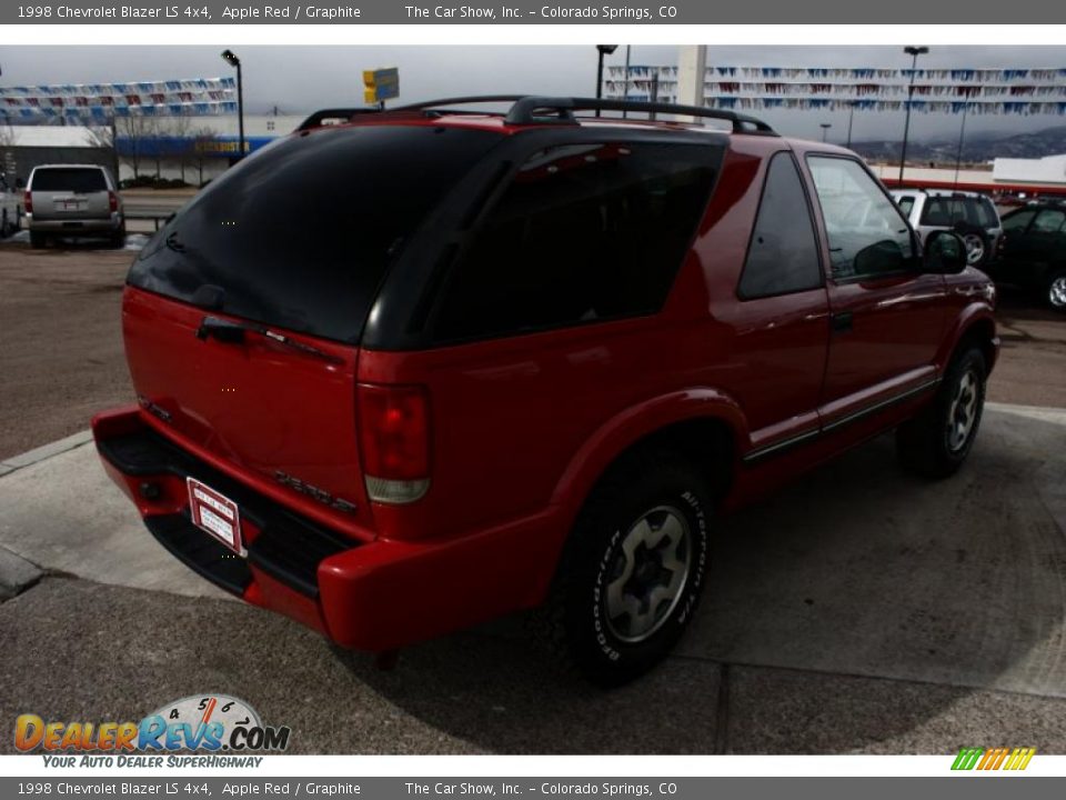 1998 Chevrolet Blazer LS 4x4 Apple Red / Graphite Photo #4