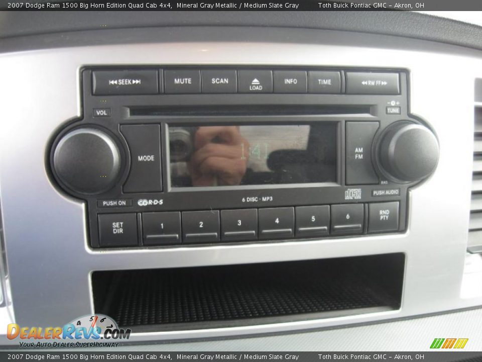 2007 Dodge Ram 1500 Big Horn Edition Quad Cab 4x4 Mineral Gray Metallic / Medium Slate Gray Photo #12