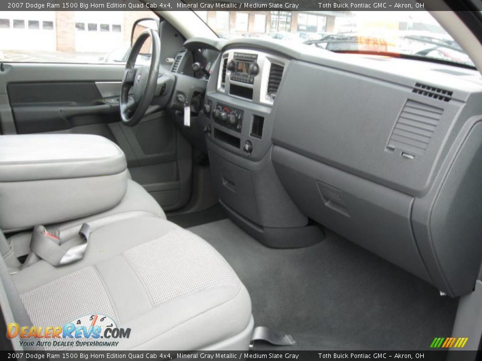 2007 Dodge Ram 1500 Big Horn Edition Quad Cab 4x4 Mineral Gray Metallic / Medium Slate Gray Photo #17