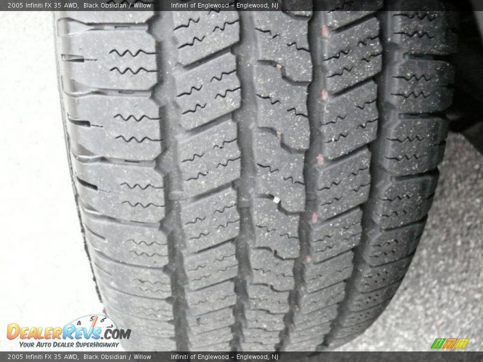 2005 Infiniti FX 35 AWD Black Obsidian / Willow Photo #30