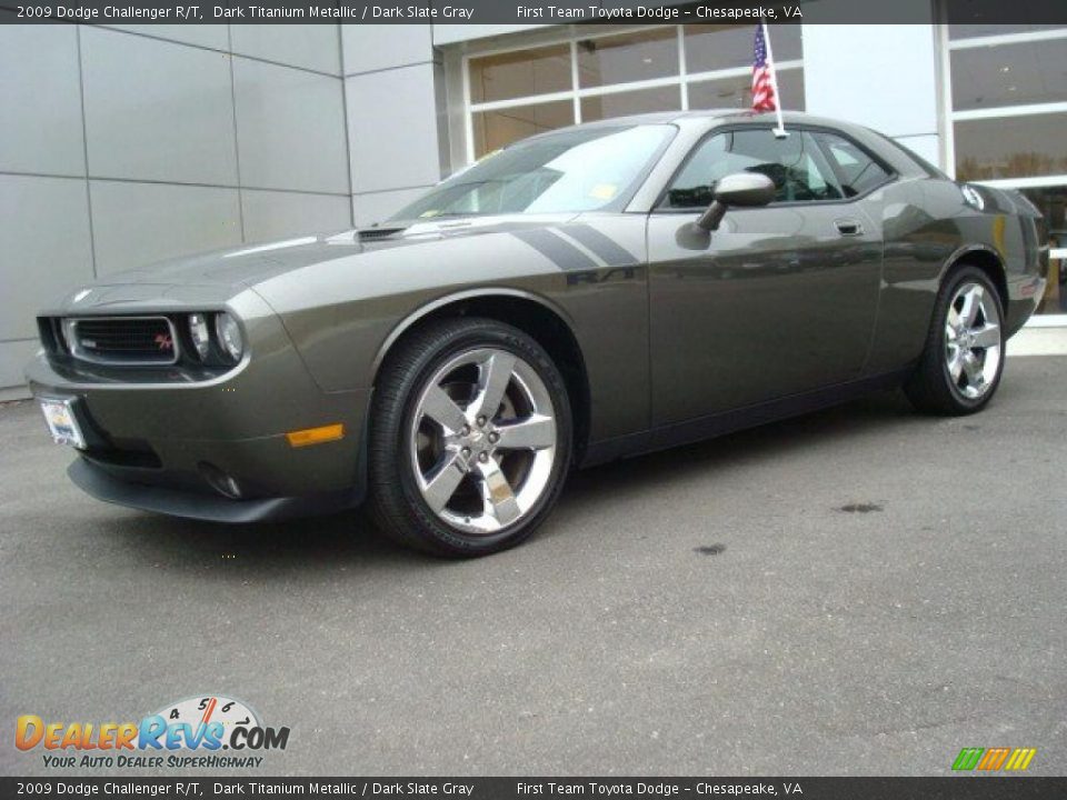 2009 Dodge Challenger R/T Dark Titanium Metallic / Dark Slate Gray Photo #2