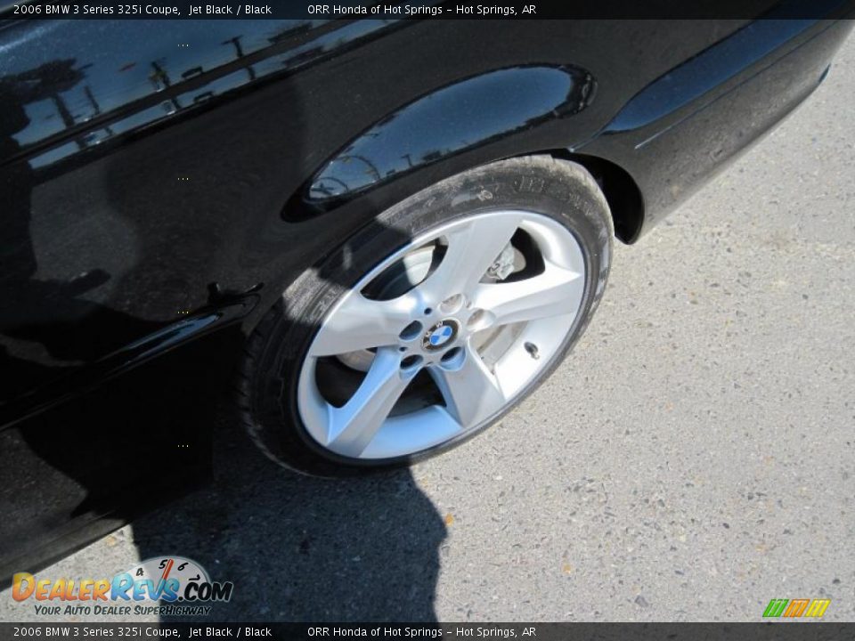 2006 BMW 3 Series 325i Coupe Jet Black / Black Photo #10