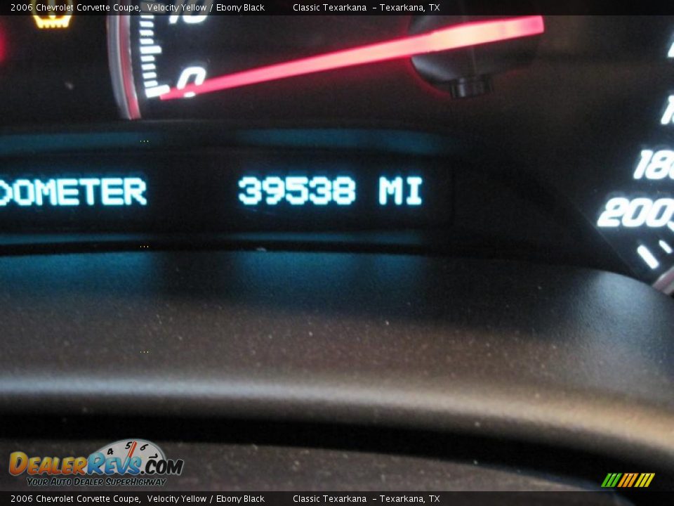 2006 Chevrolet Corvette Coupe Velocity Yellow / Ebony Black Photo #11