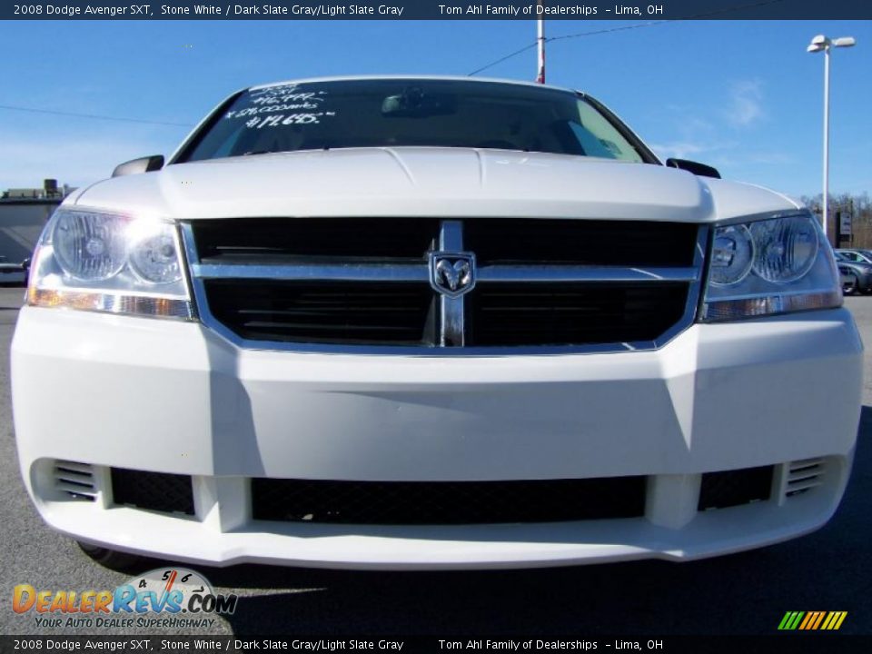 2008 Dodge Avenger SXT Stone White / Dark Slate Gray/Light Slate Gray Photo #3