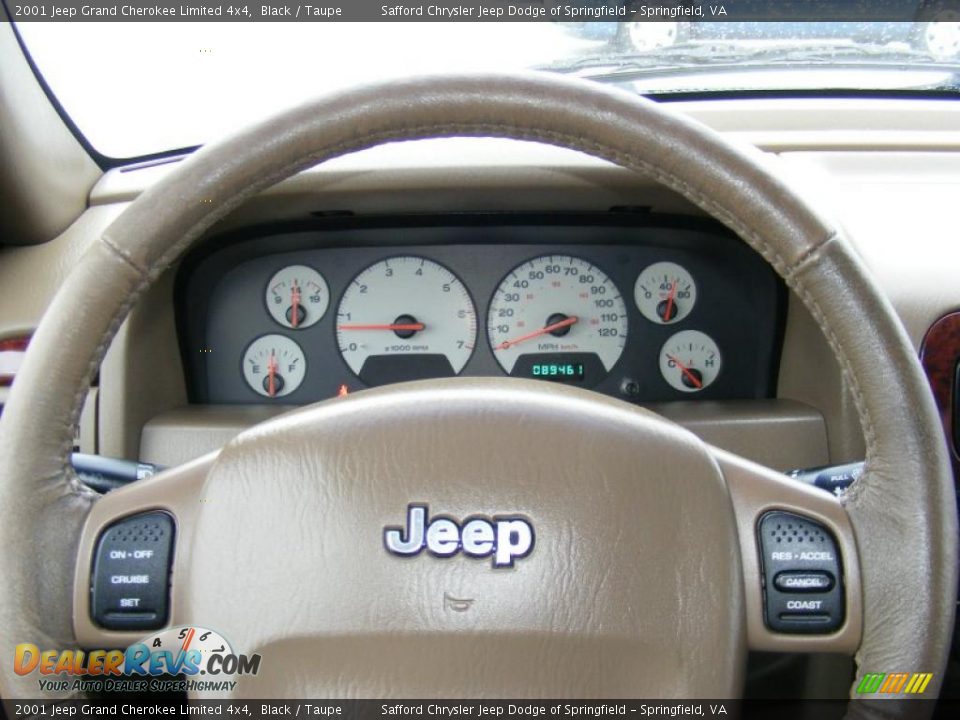 2001 Jeep Grand Cherokee Limited 4x4 Black / Taupe Photo #10