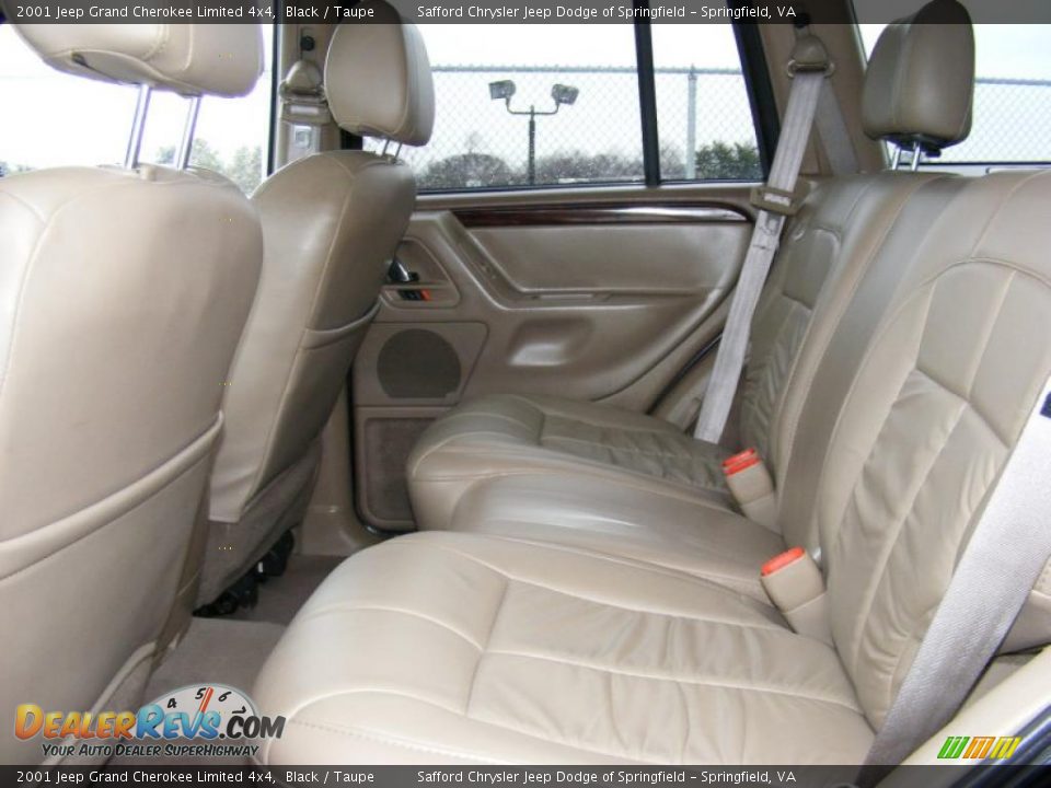 2001 Jeep Grand Cherokee Limited 4x4 Black / Taupe Photo #16