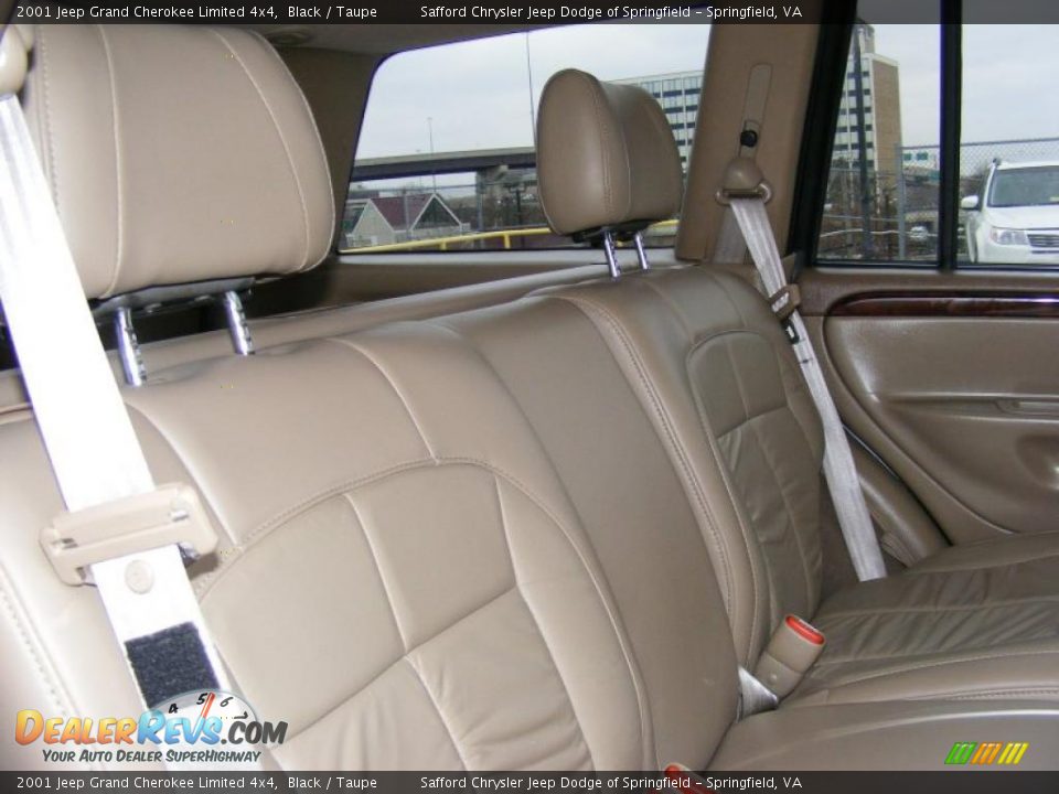 2001 Jeep Grand Cherokee Limited 4x4 Black / Taupe Photo #24