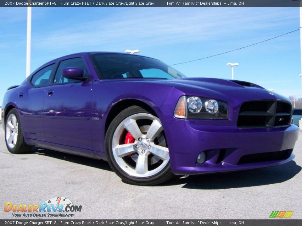 Front 3/4 View of 2007 Dodge Charger SRT-8 Photo #1