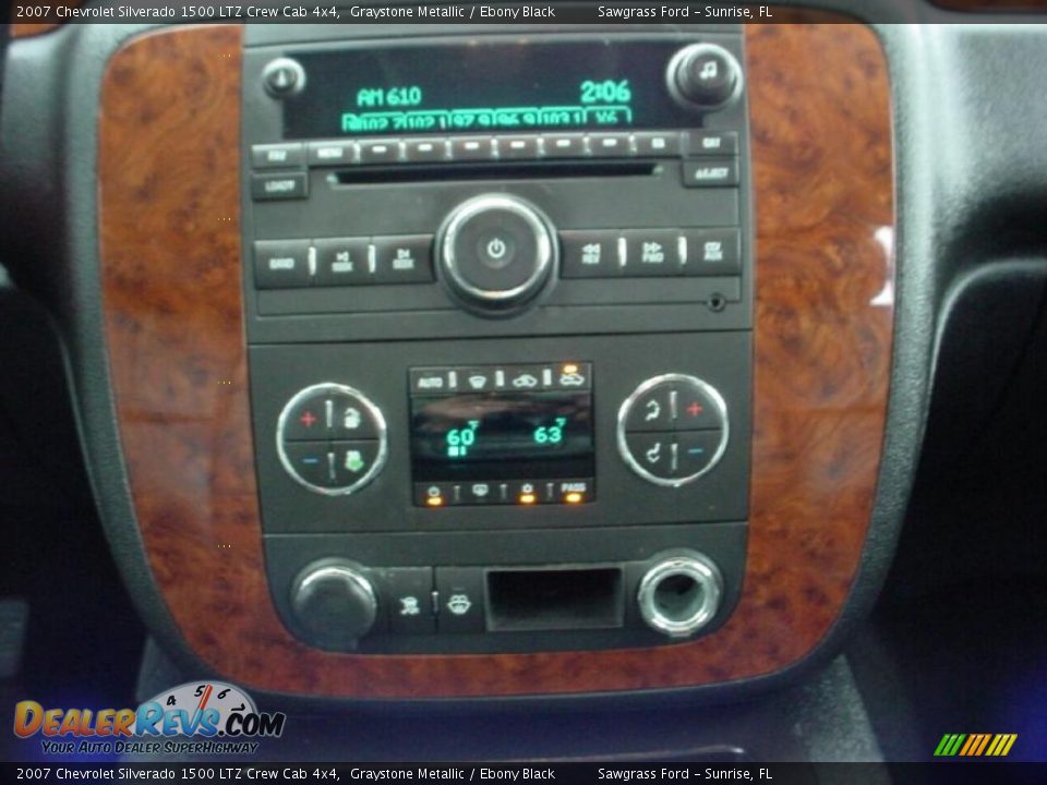 2007 Chevrolet Silverado 1500 LTZ Crew Cab 4x4 Graystone Metallic / Ebony Black Photo #16