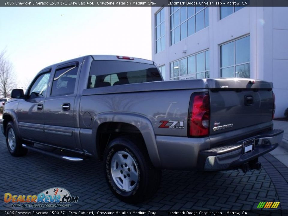 2006 Chevrolet Silverado 1500 Z71 Crew Cab 4x4 Graystone Metallic / Medium Gray Photo #3
