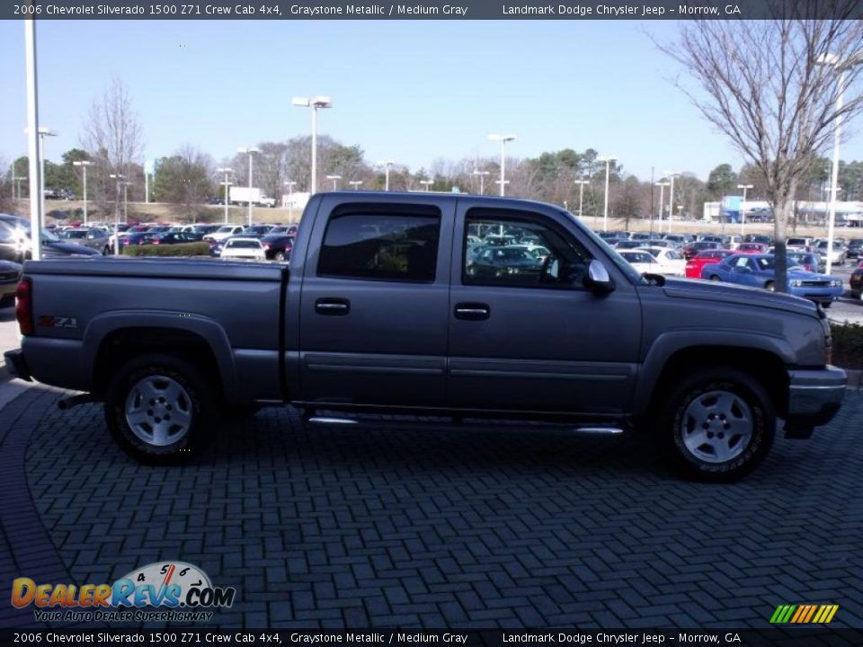 2006 Chevrolet Silverado 1500 Z71 Crew Cab 4x4 Graystone Metallic / Medium Gray Photo #6