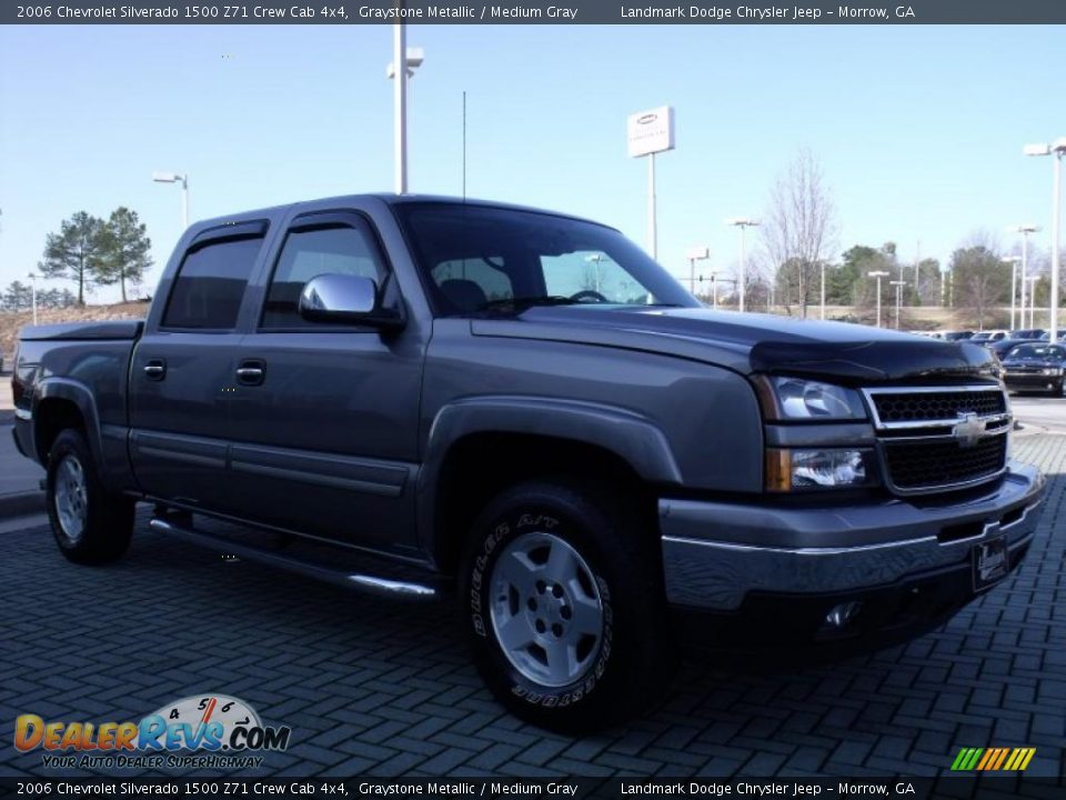2006 Chevrolet Silverado 1500 Z71 Crew Cab 4x4 Graystone Metallic / Medium Gray Photo #7