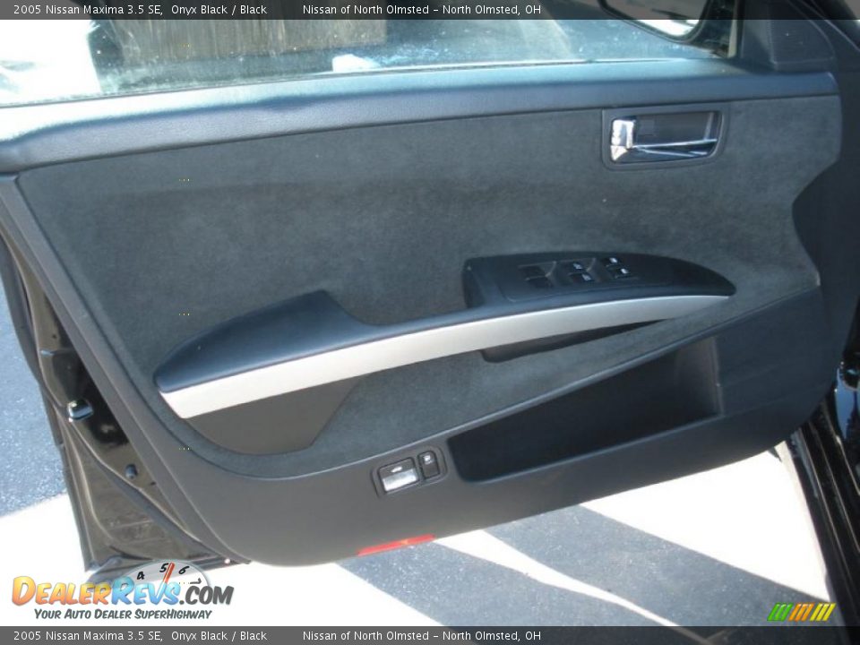 2005 Nissan Maxima 3.5 SE Onyx Black / Black Photo #10