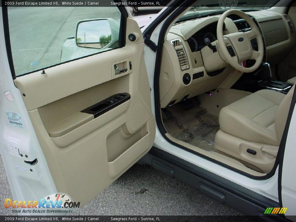 2009 Ford Escape Limited V6 White Suede / Camel Photo #10