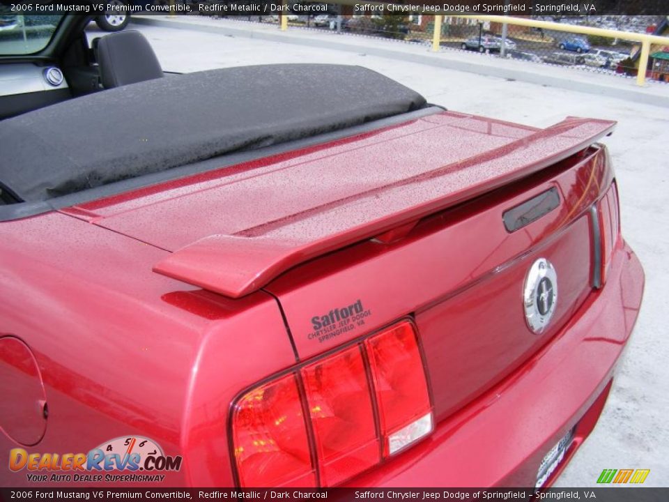 2006 Ford Mustang V6 Premium Convertible Redfire Metallic / Dark Charcoal Photo #32