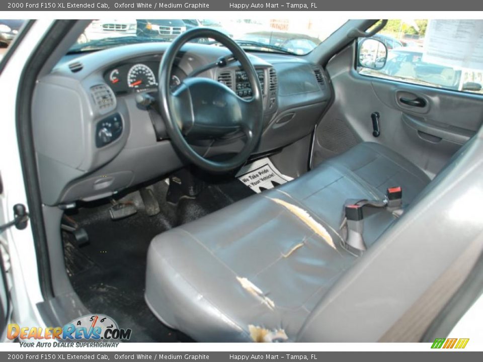 2000 Ford F150 XL Extended Cab Oxford White / Medium Graphite Photo #13