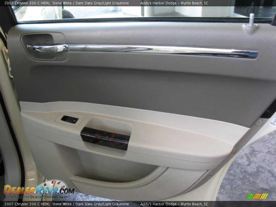 2007 Chrysler 300 C HEMI Stone White / Dark Slate Gray/Light Graystone Photo #20