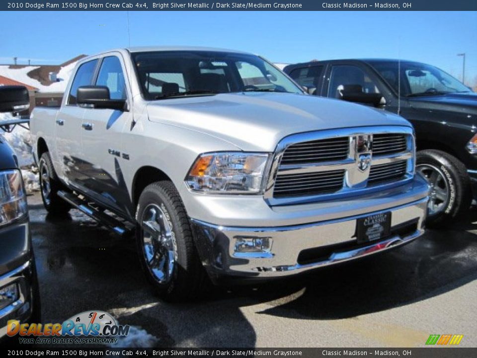 2010 Dodge Ram 1500 Big Horn Crew Cab 4x4 Bright Silver Metallic / Dark Slate/Medium Graystone Photo #3