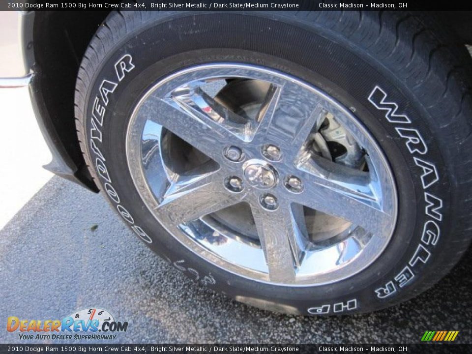 2010 Dodge Ram 1500 Big Horn Crew Cab 4x4 Bright Silver Metallic / Dark Slate/Medium Graystone Photo #5
