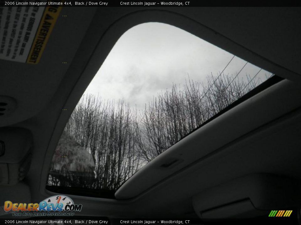 2006 Lincoln Navigator Ultimate 4x4 Black / Dove Grey Photo #10