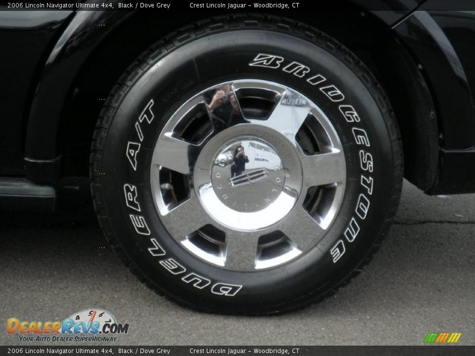2006 Lincoln Navigator Ultimate 4x4 Black / Dove Grey Photo #12