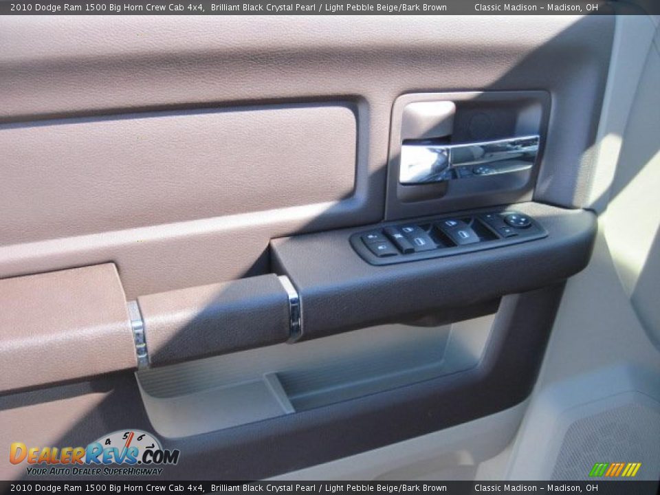 2010 Dodge Ram 1500 Big Horn Crew Cab 4x4 Brilliant Black Crystal Pearl / Light Pebble Beige/Bark Brown Photo #6