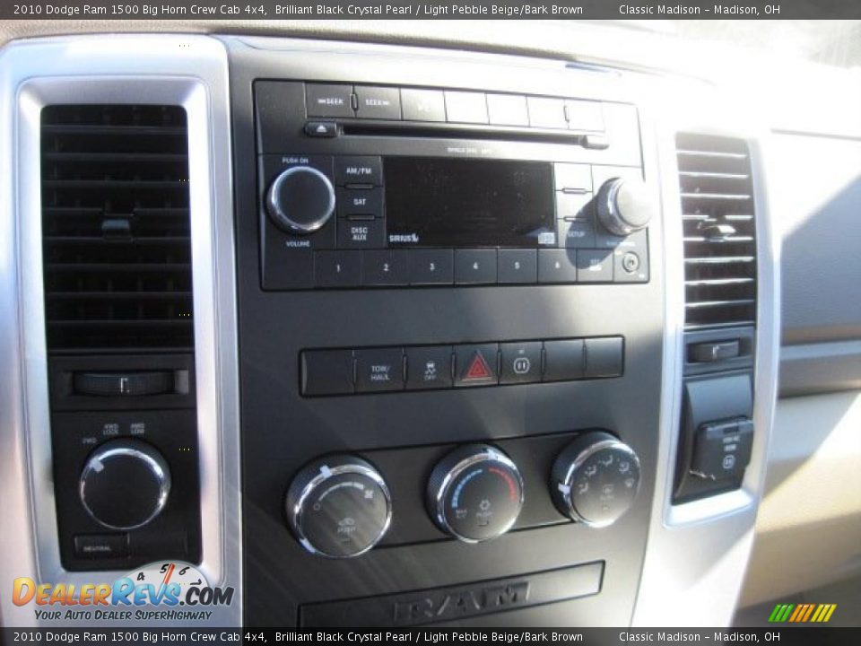 2010 Dodge Ram 1500 Big Horn Crew Cab 4x4 Brilliant Black Crystal Pearl / Light Pebble Beige/Bark Brown Photo #9