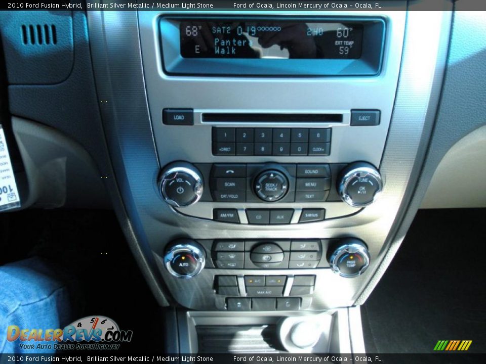 2010 Ford Fusion Hybrid Brilliant Silver Metallic / Medium Light Stone Photo #10