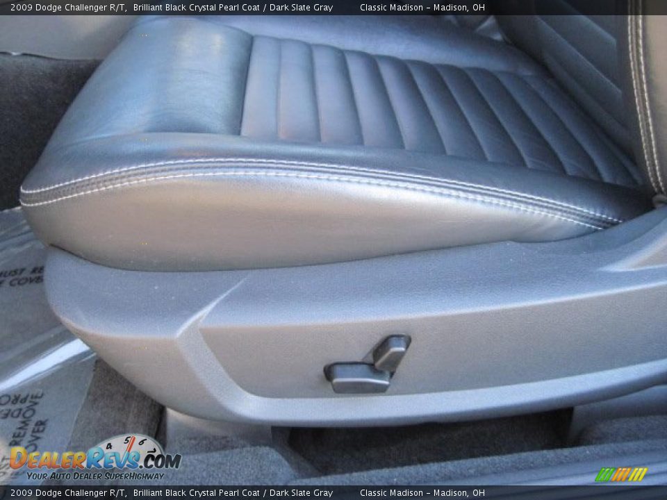 2009 Dodge Challenger R/T Brilliant Black Crystal Pearl Coat / Dark Slate Gray Photo #12