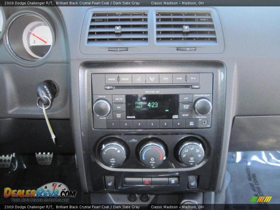 2009 Dodge Challenger R/T Brilliant Black Crystal Pearl Coat / Dark Slate Gray Photo #21