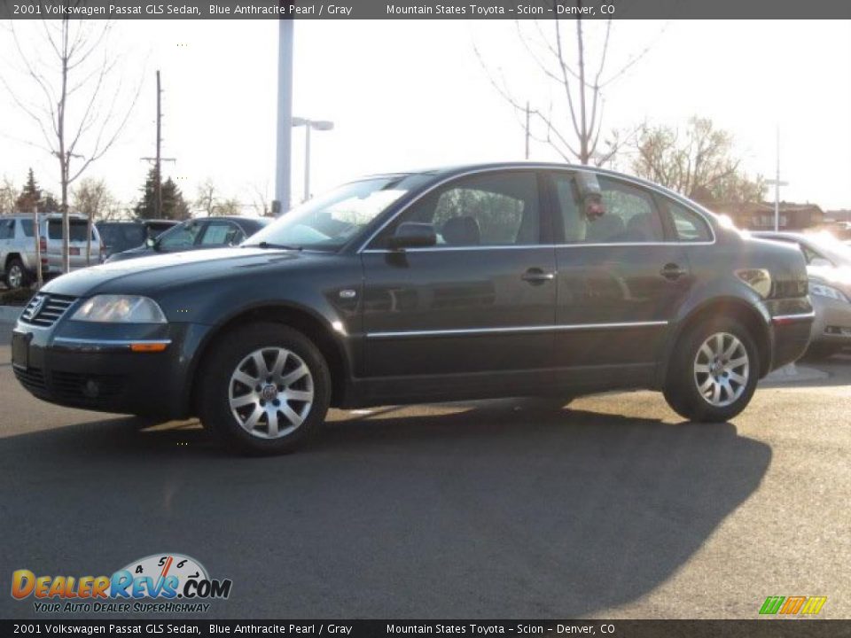 2001 Volkswagen Passat GLS Sedan Blue Anthracite Pearl / Gray Photo #5