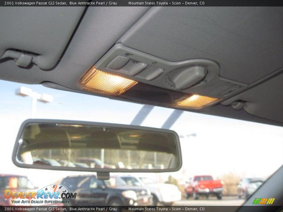 2001 Volkswagen Passat GLS Sedan Blue Anthracite Pearl / Gray Photo #18