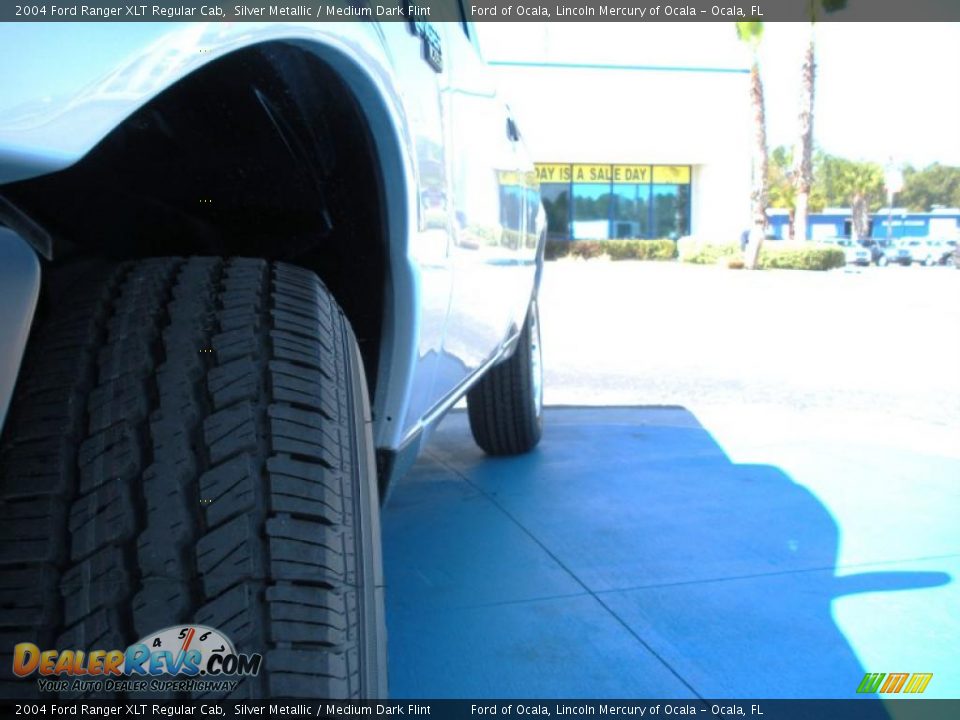 2004 Ford Ranger XLT Regular Cab Silver Metallic / Medium Dark Flint Photo #10
